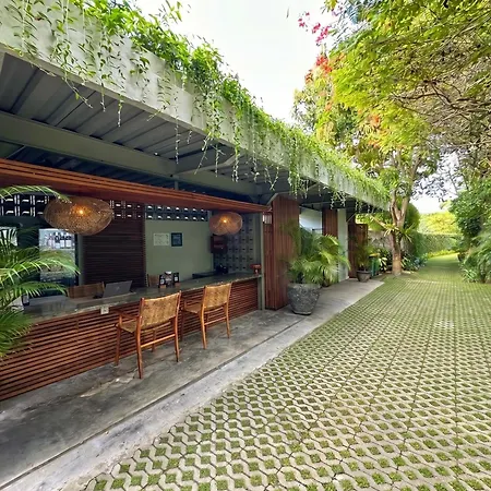 Zin Berawa Villas & Bungalows-3